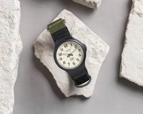 Casio MW-240B-3BV