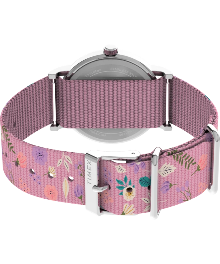 Timex Weekender x Peanuts Snoopy — In Bloom TW2V77800